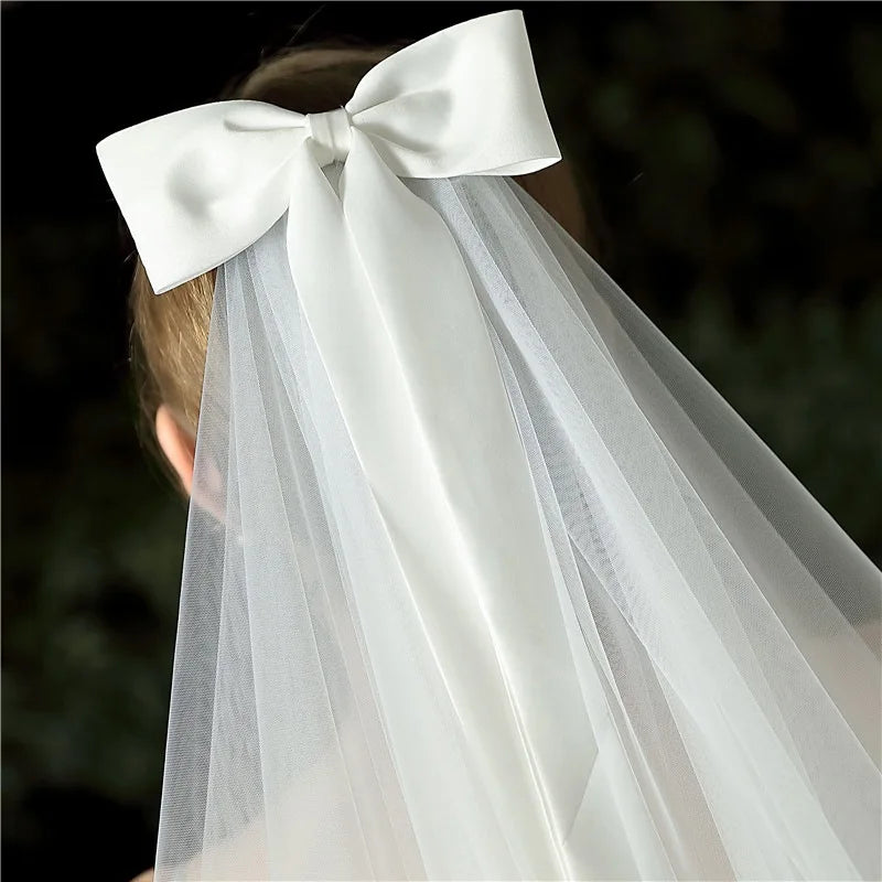 Flyshadow White bow wedding dress Headdress Bridal Veil Hair Veil with Clips Handmade Wedding Accessories Engagement Headband