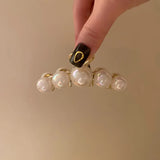 Flyshadow Delicate Hair Clip Pearl Barrettes Female Grip Elegant Hair Accessory with Metal Heart