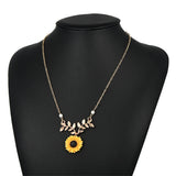 Flyshadow Pearl Sunflower Pendant Necklaces Fashion Jewelry Cute Leaves Plant Choker Necklaces for Women Lady Girl Charm Gift