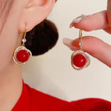 Fashionable Red Imitation Pearl Dangle Earrings for Versatile for Women Elegant Chic Design Perfect for Parties Luxury Jewelry