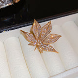 Flyshadow Gold Metal Maple Leaf Women's Brooch Inlaid with Zircon Shiny Fashion Y2k Luxury Banquet Gift Brooch For Woman Fashion Jewelry