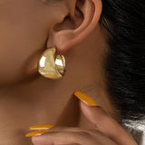 Flyshadow New Gold Color Round Chunky Earrings for Women Lightweight Smooth Metal Open Thick Hoops Fashion Trendy Jewelry