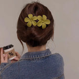 Flyshadow Fashionable Hair Clip for Women, Delicate Flower Shape Hairpin Headwear Accessory