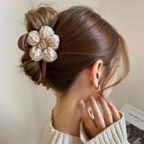 Flyshadow Elegant Retro Woolen Weave Flowers Shark Hair Clip Clamp Fashion Ponytail Crab Claw WOMAN HAIR CLIP ACCESSORI FOR GIRL