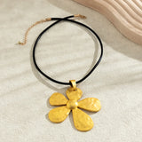 Flyshadow Style Golden Flower Women's Necklace Luxury Fashion Exaggerated Beach Party Pendant Clavicle Chain For Women Jewelry