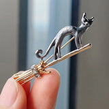 Flyshadow Creative Enamel Riding Magic Broomstick Cat Brooches For Women Men Fashion Cartoon Animal Brooch Clothing Accessories Jewelry