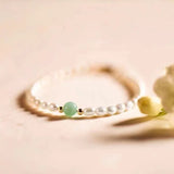 Flyshadow Women Luxury Jade and Pearl Bracelet White Perfect Size Unique Bangle Ideal Fashion Accessory for Commercial Cocktail Party