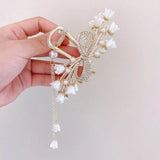 Flyshadow Korean Style Hairpin Women's Fashion Pearl Tassel Clamping Clip Girls Hairpin Shark Clips Luxury Elegant Styling Accessories