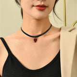 Flyshadow Kpop Simple Red Heart Pendant Necklace Neo Gothic Pu Leather Choker Fashion Clavicle Chain Collar Vintage Jewelry Wholesale