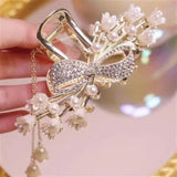 Flyshadow Korean Style Hairpin Women's Fashion Pearl Tassel Clamping Clip Girls Hairpin Shark Clips Luxury Elegant Styling Accessories